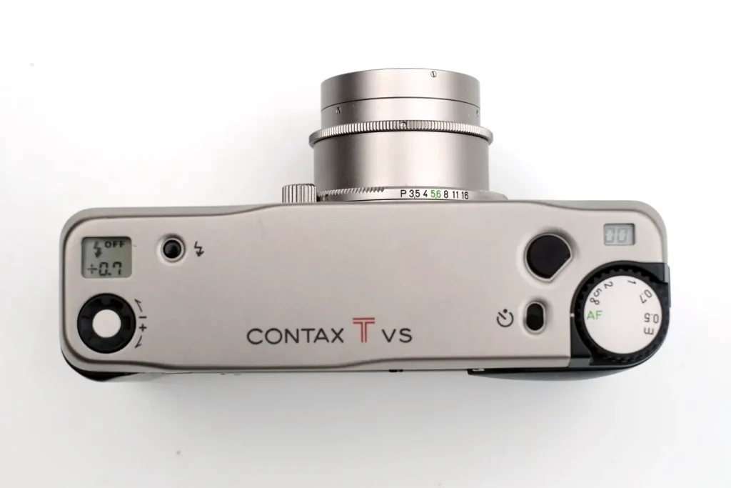 The Contax TVS. The 'executive' compact zoom - Guest post by Eddy