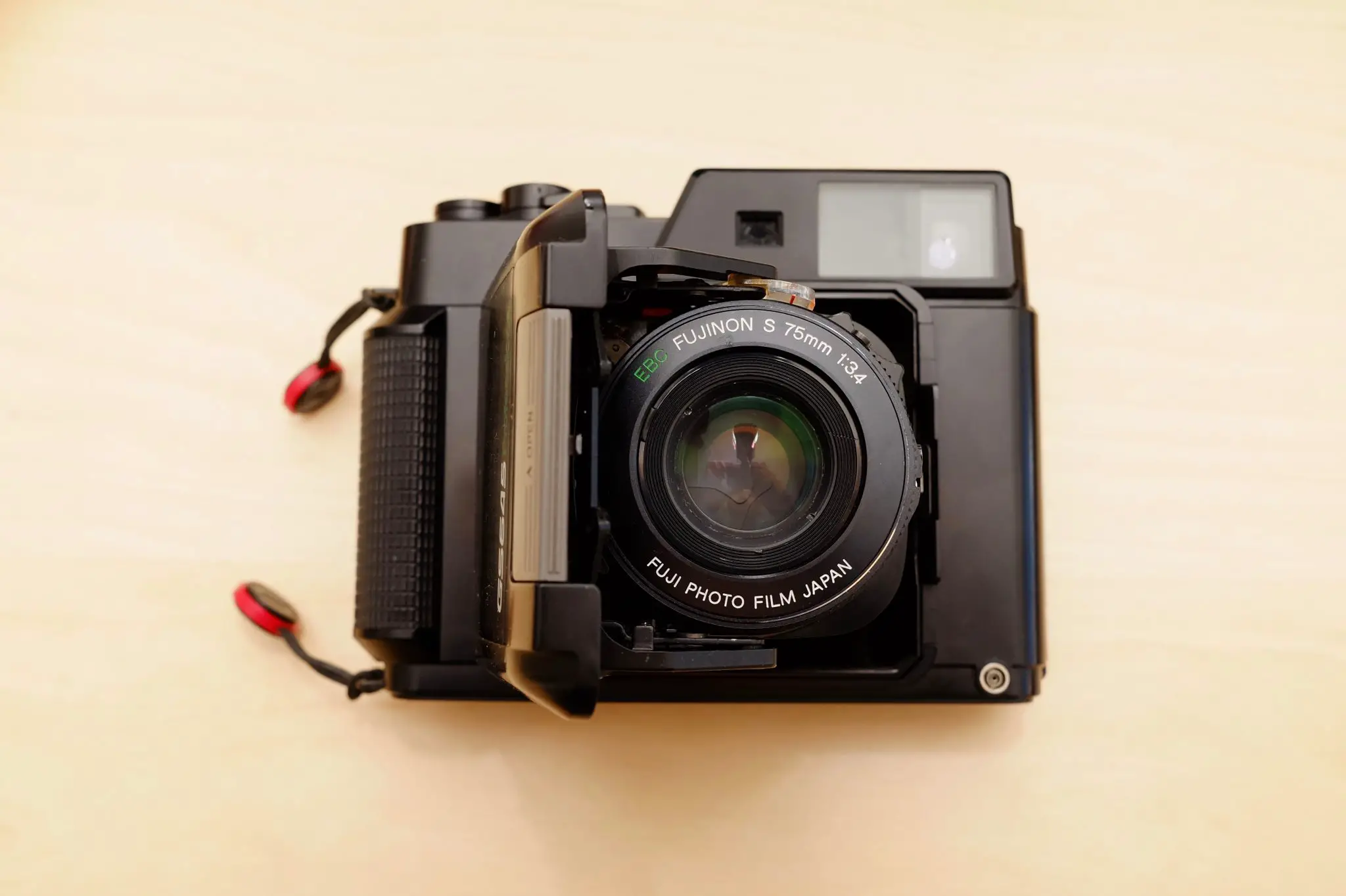 5 Frames with a Fujica GS645 Pro by Son Pham - 35mmc