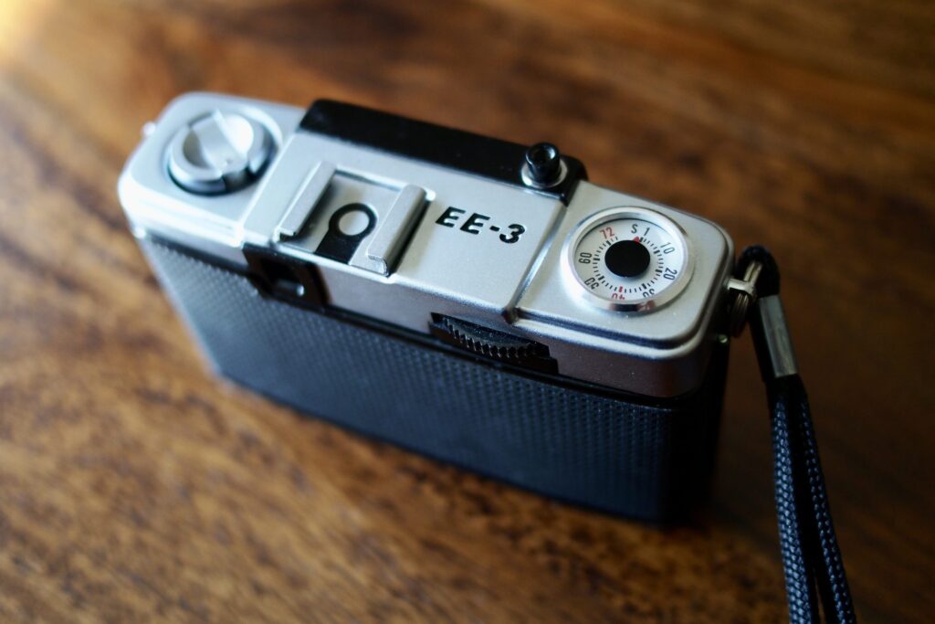 Olympus Pen EE-3 Review - A Weekend in Prague - by John Hanson - 35mmc