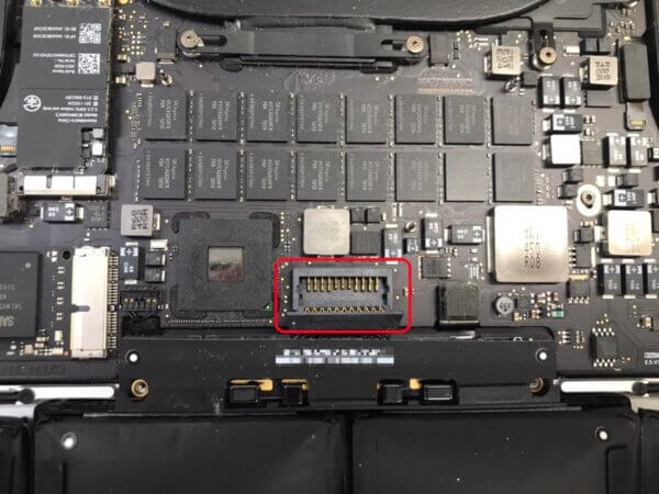 MacBook Pro (Retina, 15-inch, Mid 2014)のバッテリー交換対応