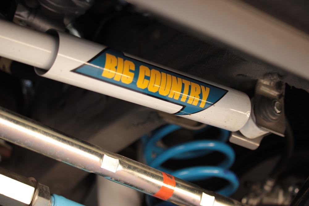 ステアリングダンパー交換を交換すると。 - フォーバイフォー