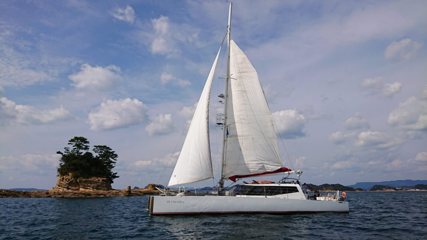 Catamaran yacht “99TRITON” – 九十九島遊覧船
