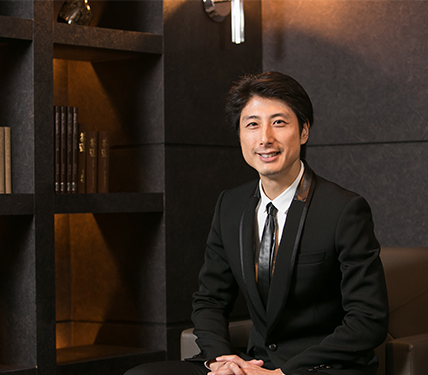 歯科医院経営コンサルタント 地域一番化マスター 岩渕 龍正