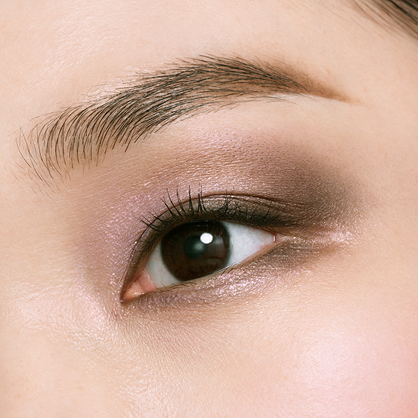 オンブルクルールクアドリ HOLIDAY 2025 / クレ・ド・ポー ボーテ