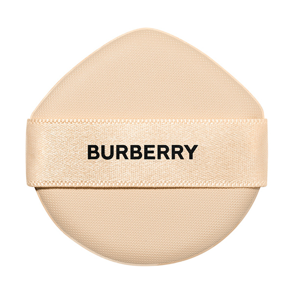 バーバリー ビヨンド ウェア パーフェクティング マット クッション