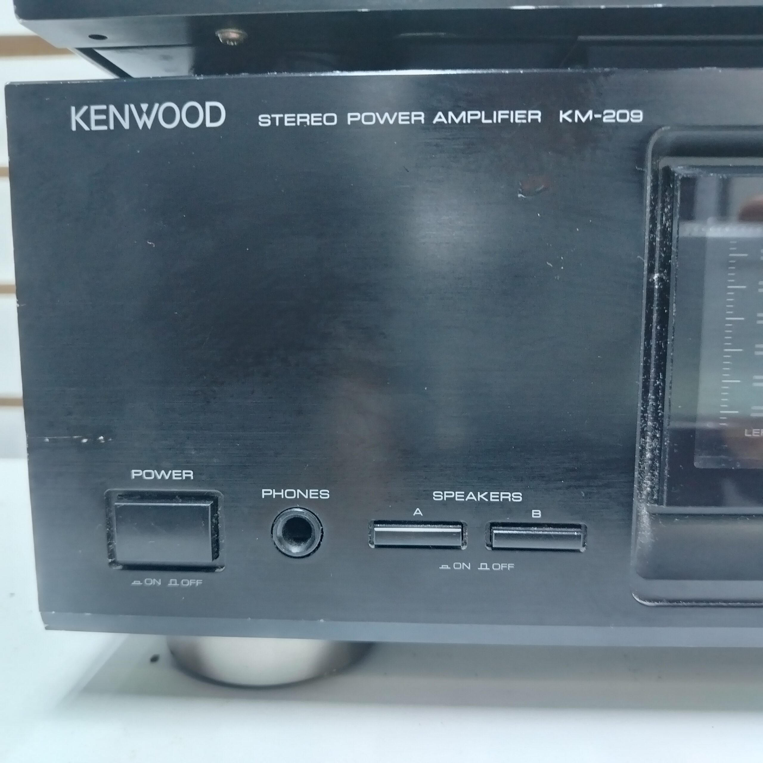AMPLIFICADOR KENWOOD KM-209 (POWER) + YAMAHA CX-630 (PREVIO