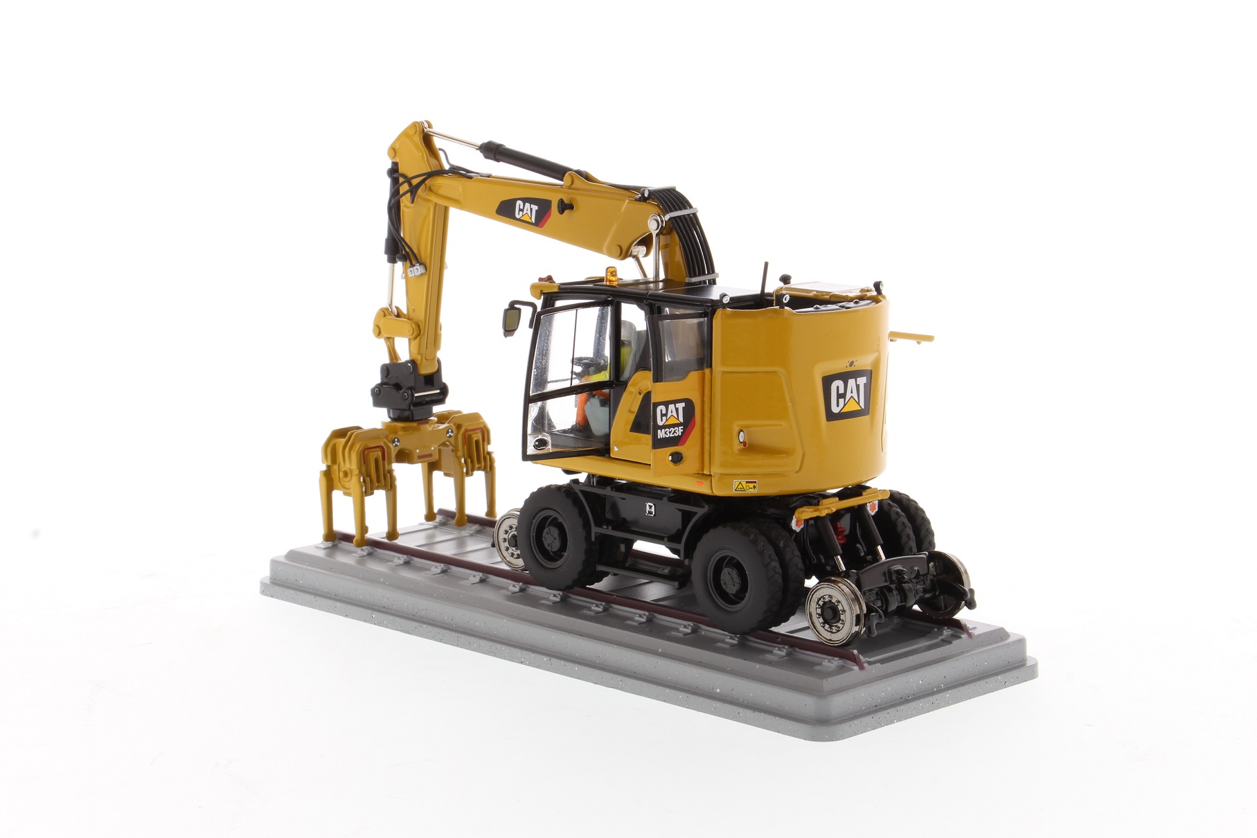 Cat Diecast M323F Railroad Wheeled Excavator 85662 - Cat® Diecast
