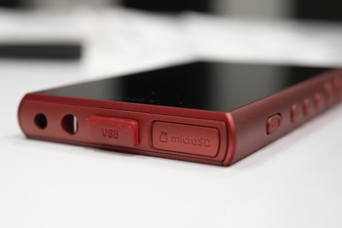 部品 ソニー ウォークマンZX500シリーズ用 マイクロSDカードホルダー