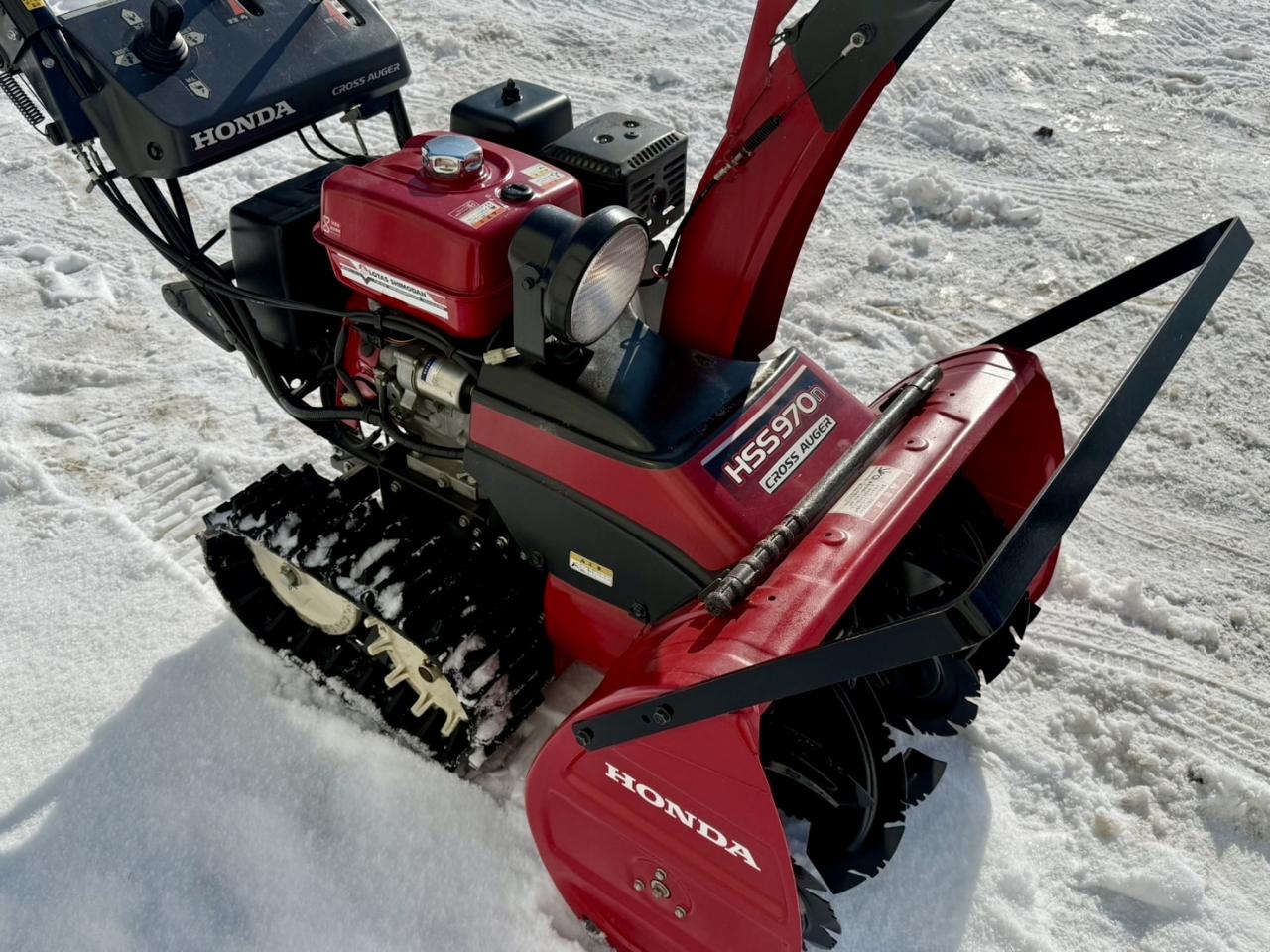 除雪機 極上！ホンダ HSS970n クロスオーガ 9馬力 家庭用｜除雪だよ