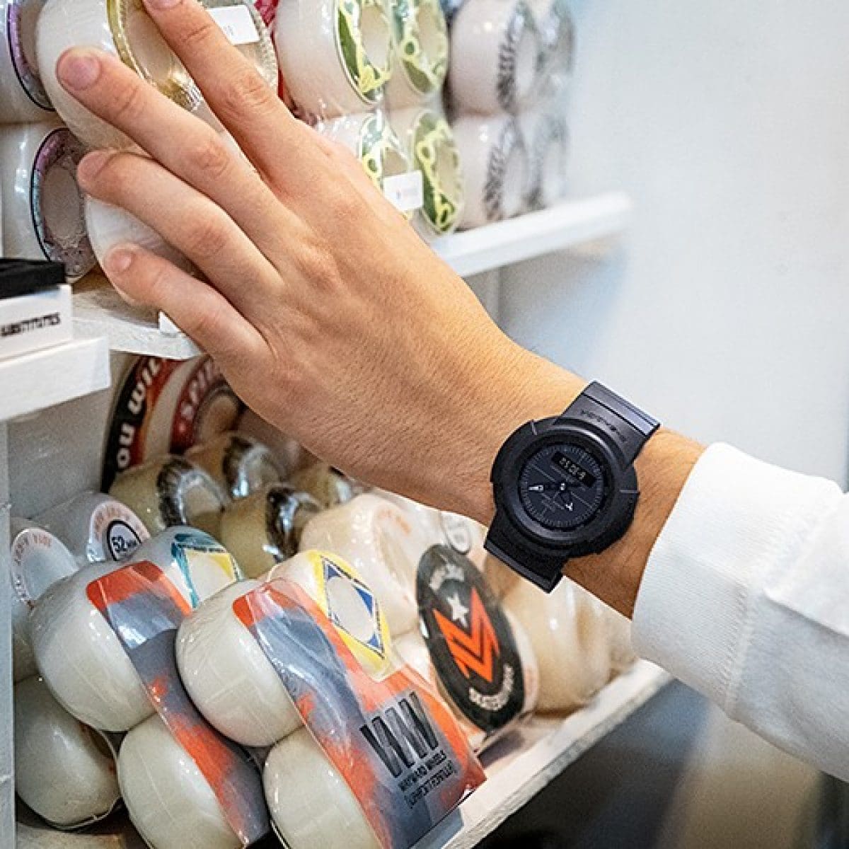 AW-500BB-1E | G-SHOCK ANALOG-DIGITAL AW-500 SERIES | CASIO SINGAPORE