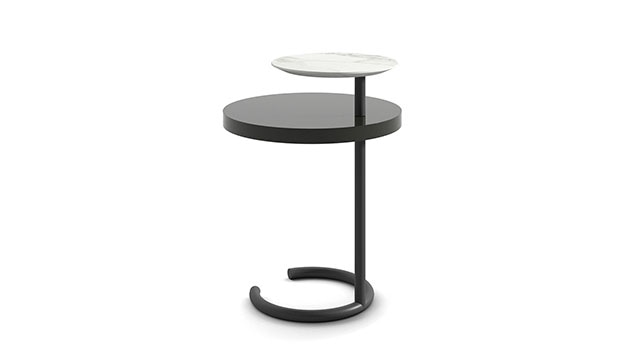 L42 ACUTE side table（アキュートサイドテーブル）Cassina