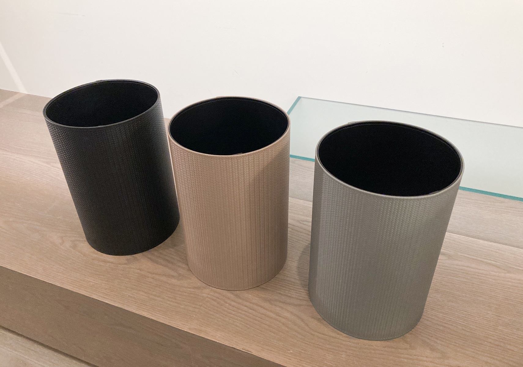 IXC by Pinetti （イクスシーバイ ピネッティ）- ダストボックス ブラック