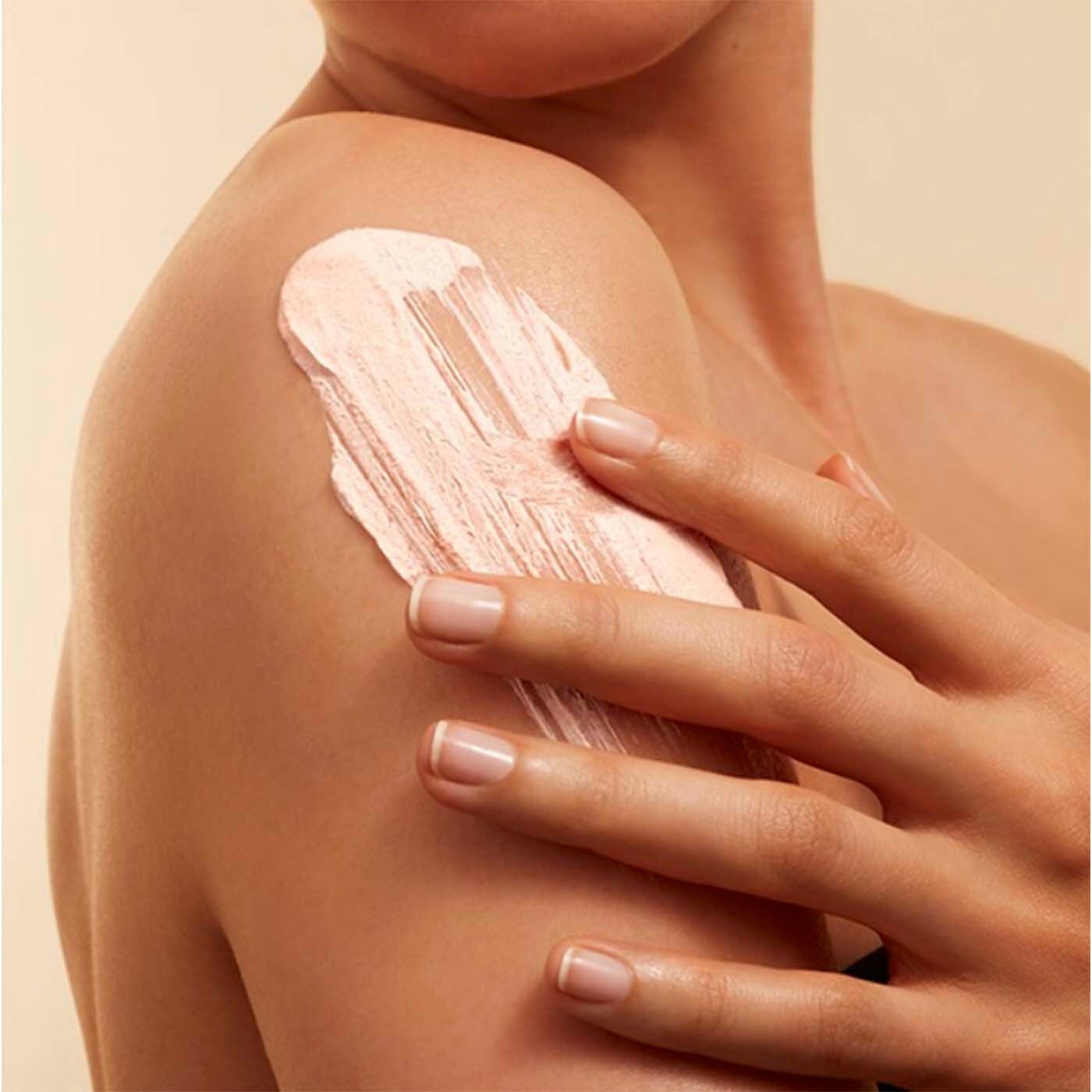 スムージング ボディ スクラブ N | CLARINS® 公式通販 | CLARINS®