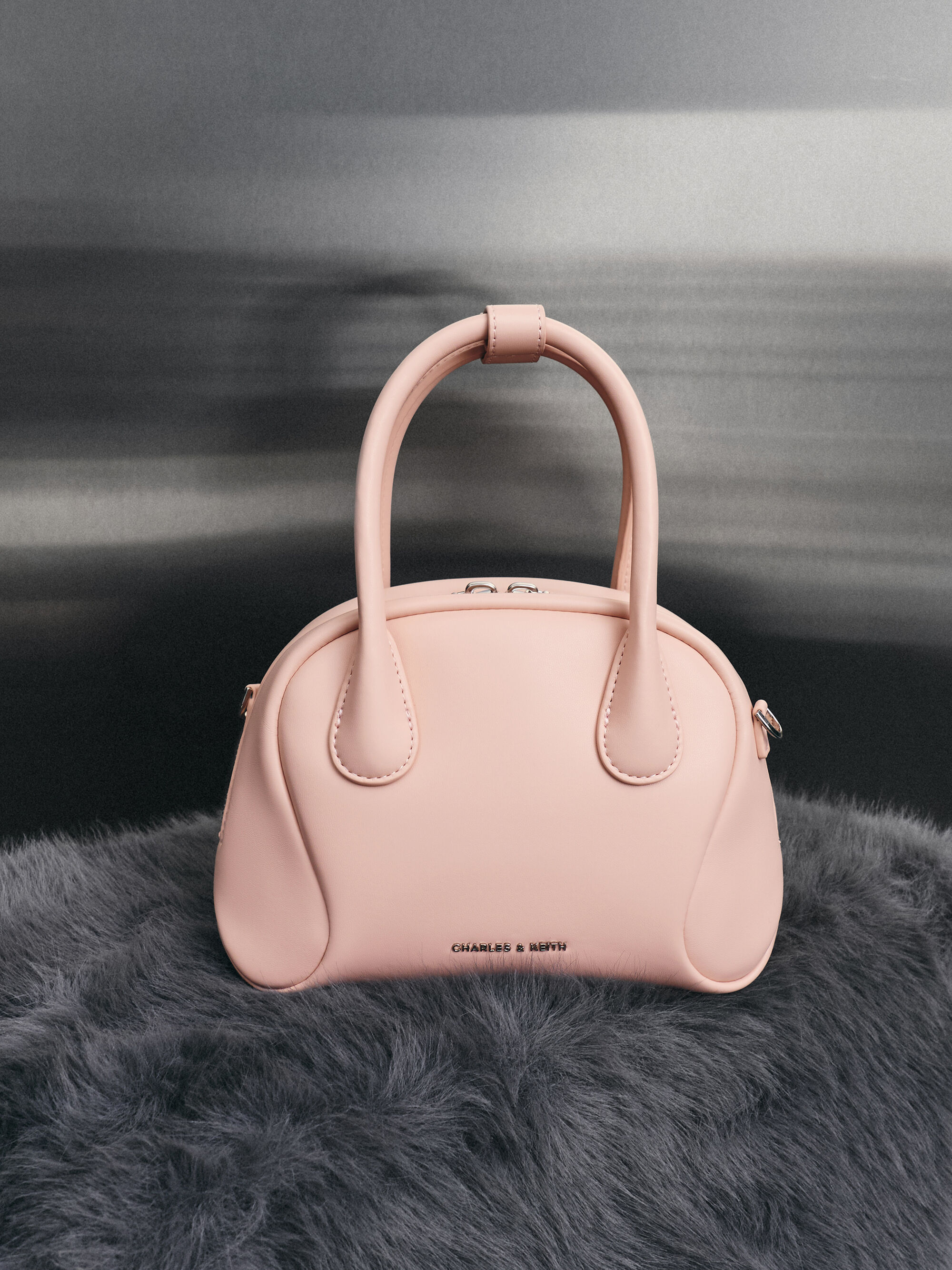 Nelly ネリ ボウリングバッグ - ライトピンク | CHARLES & KEITH