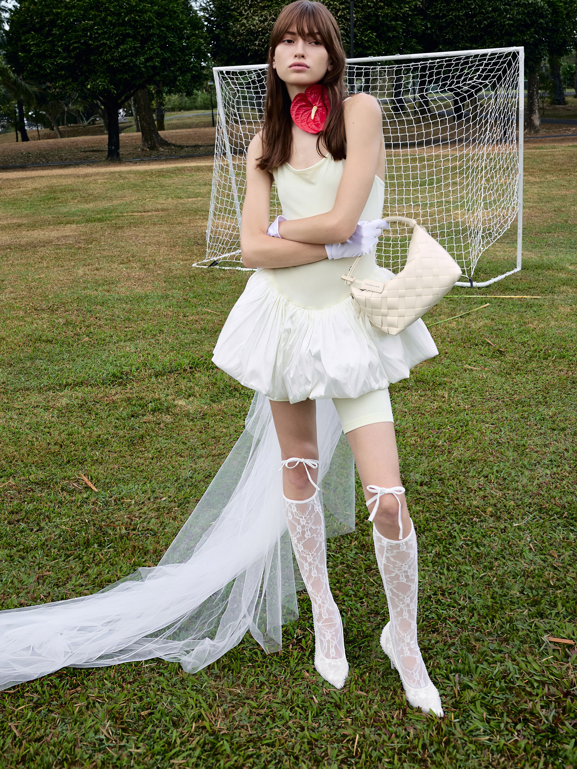 Ivette イヴェット ウーブンショルダーバッグ - クリーム | CHARLES