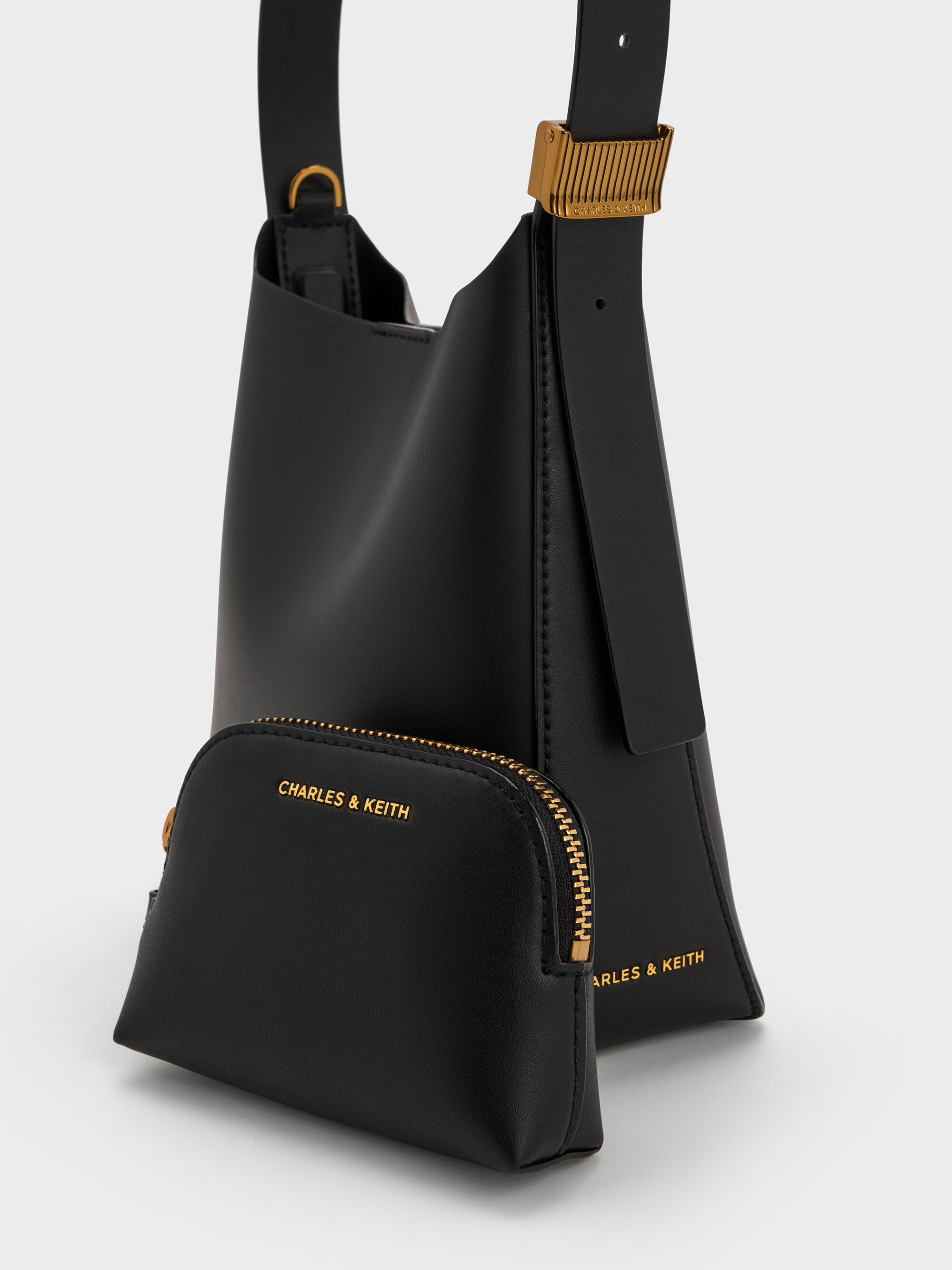 Edna エドナ バケツバッグ - ブラック | CHARLES & KEITH (チャールズ