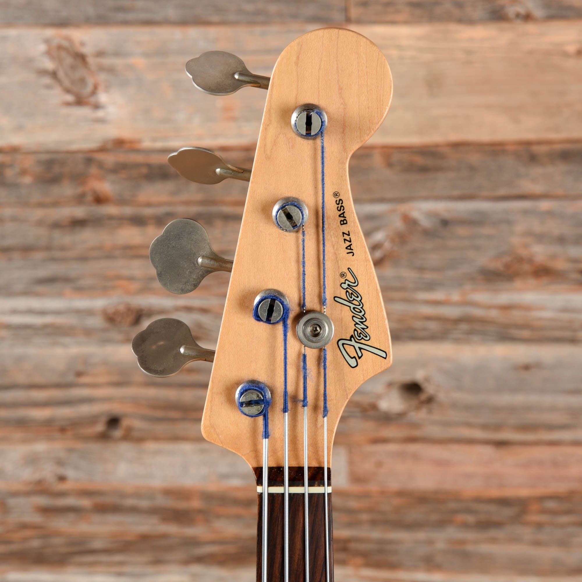 Fender Japan Jazz Bass Fretless Black 1992 – Chicago Music Exchange