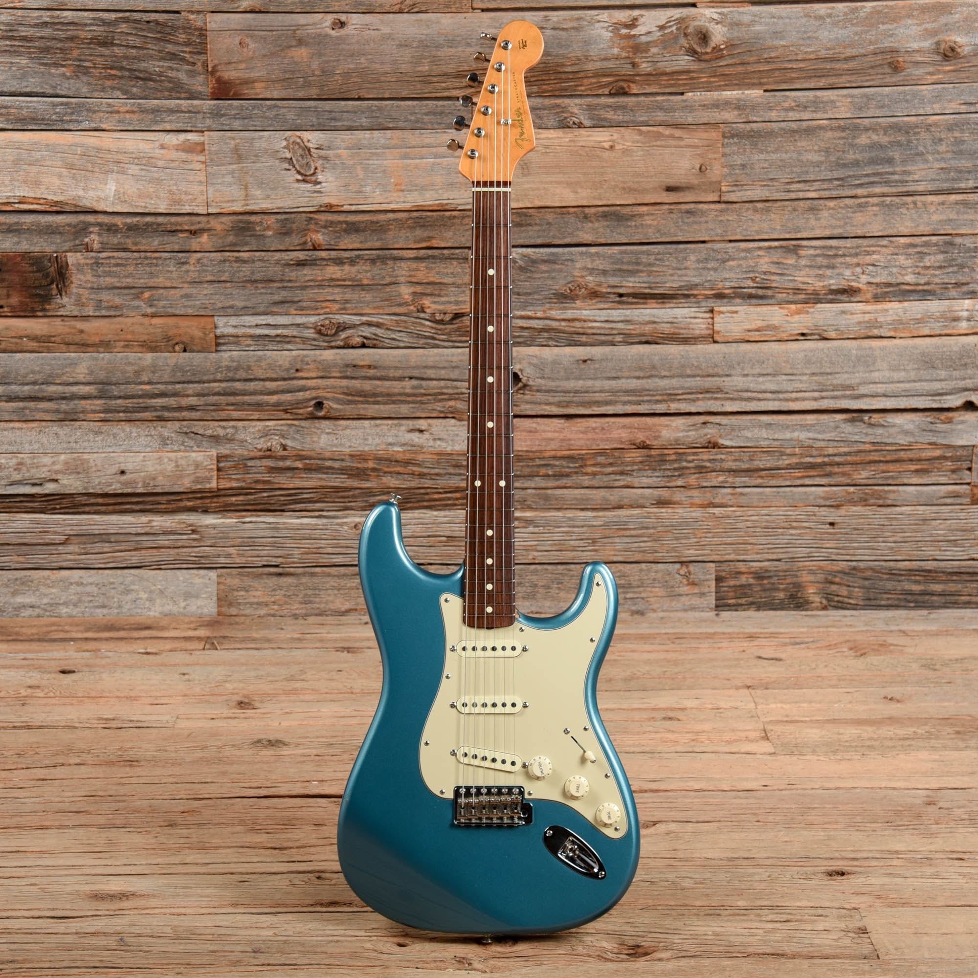 Fender Classic Series '60s Stratocaster Lake Placid Blue 2003