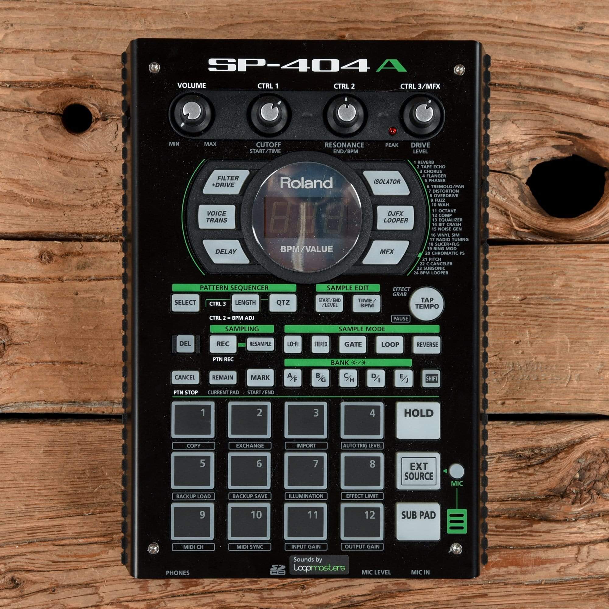 Roland SP-404A Linear Wave Sampler – Chicago Music Exchange