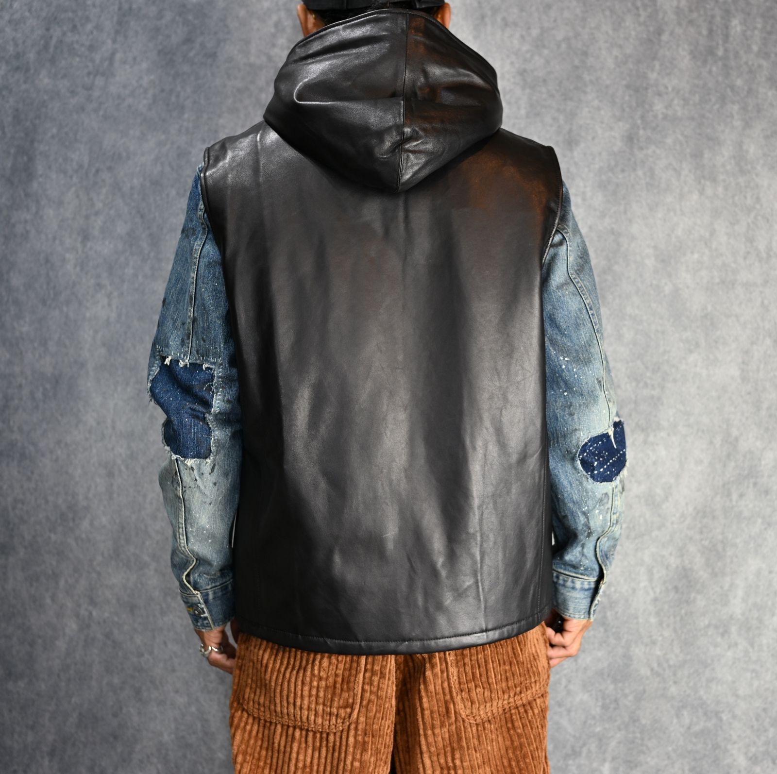 ISAMU KATAYAMA BACKLASH - カルガンラム + シープレザー フーディー