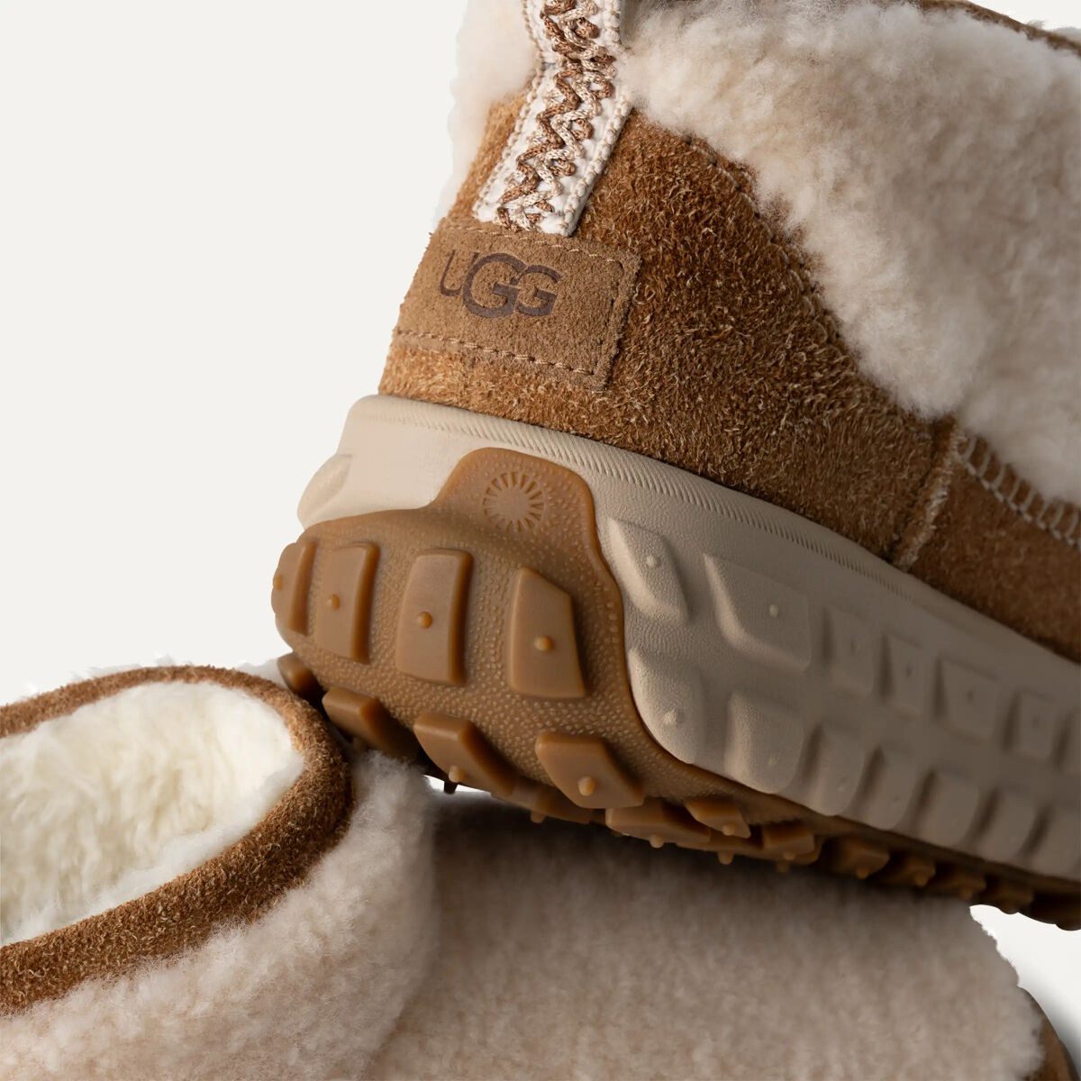 UGG Venture Daze Ultra Mini Cozy | Christy Sports