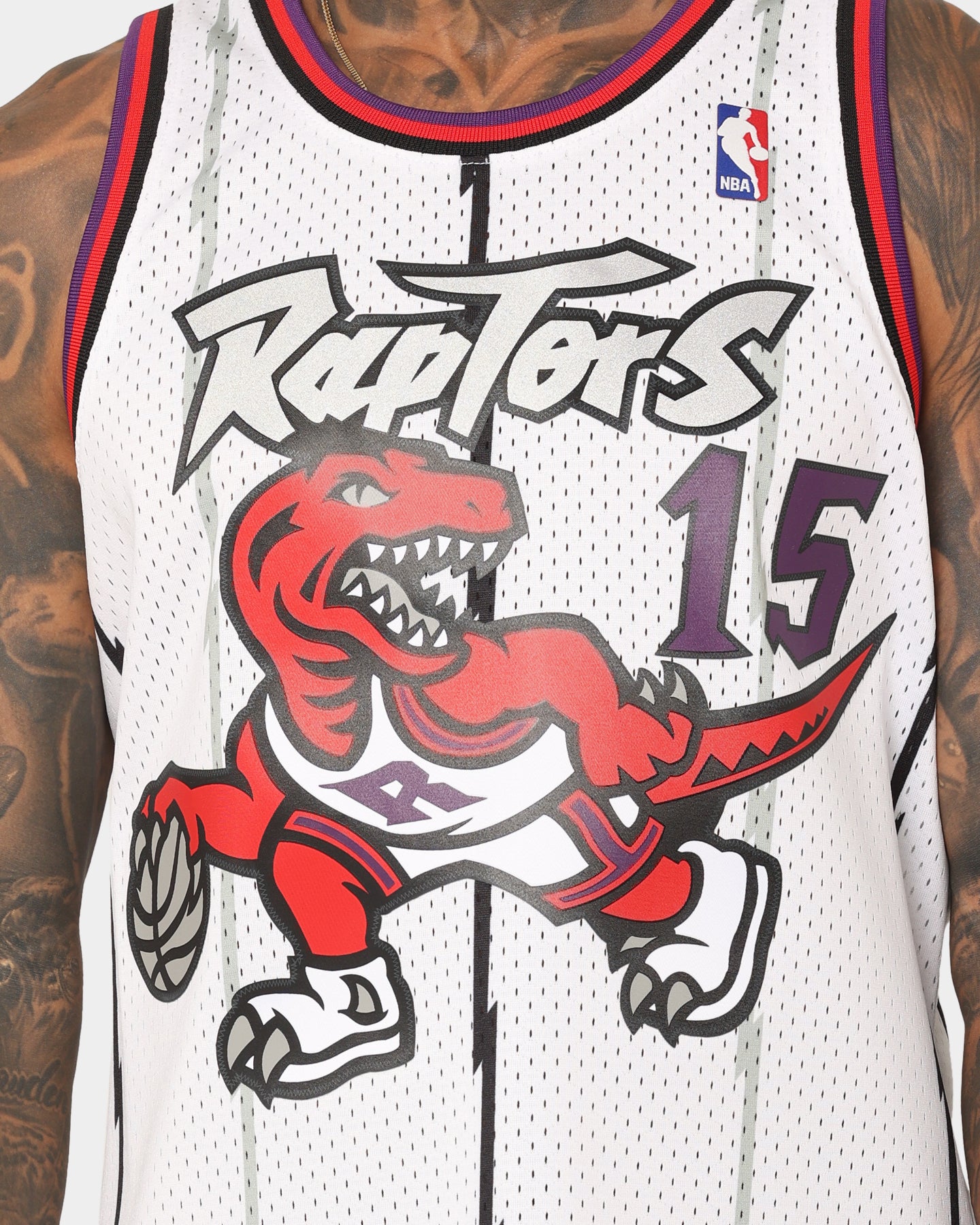 Mitchell & Ness Toronto Raptors Vince Carter #15 Swingman Jersey