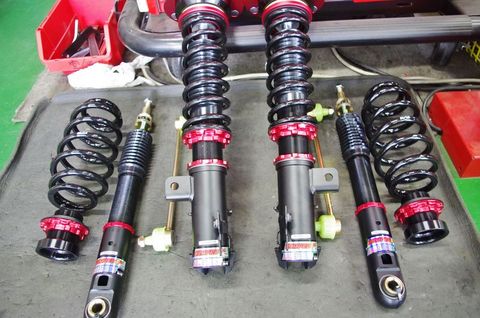 新型50プリウスにブリッツ車高調装着 ! ! | 厚木店 | 店舗ブログ