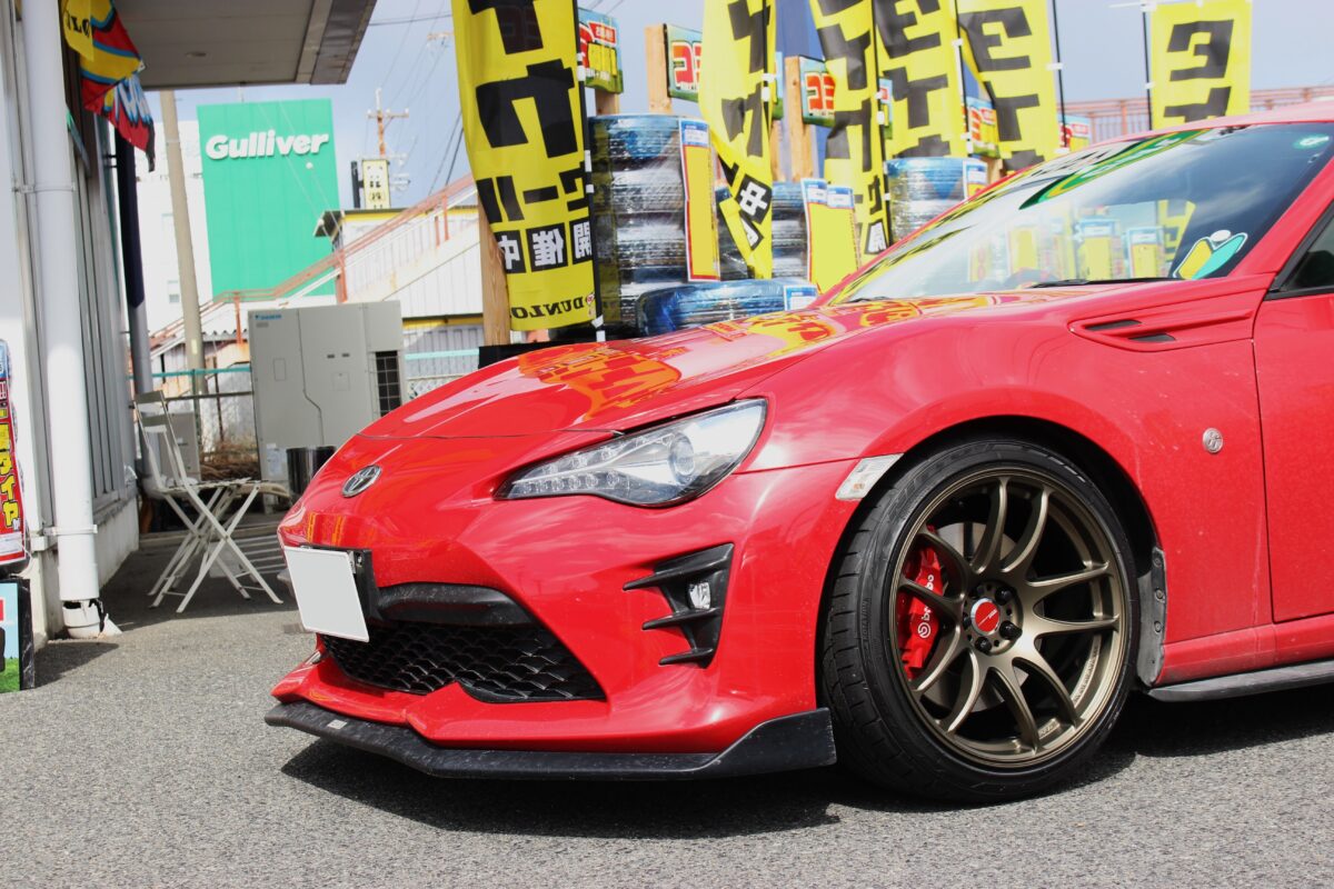 ZN6・86を9.5J・ツライチ仕様へ。WORK エモーションkiwamiの18インチを