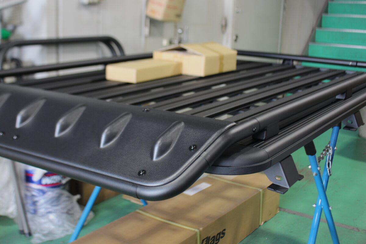 デリカD5】オートフラッグス バスターズ2080HD改を装着！！ | URBAN