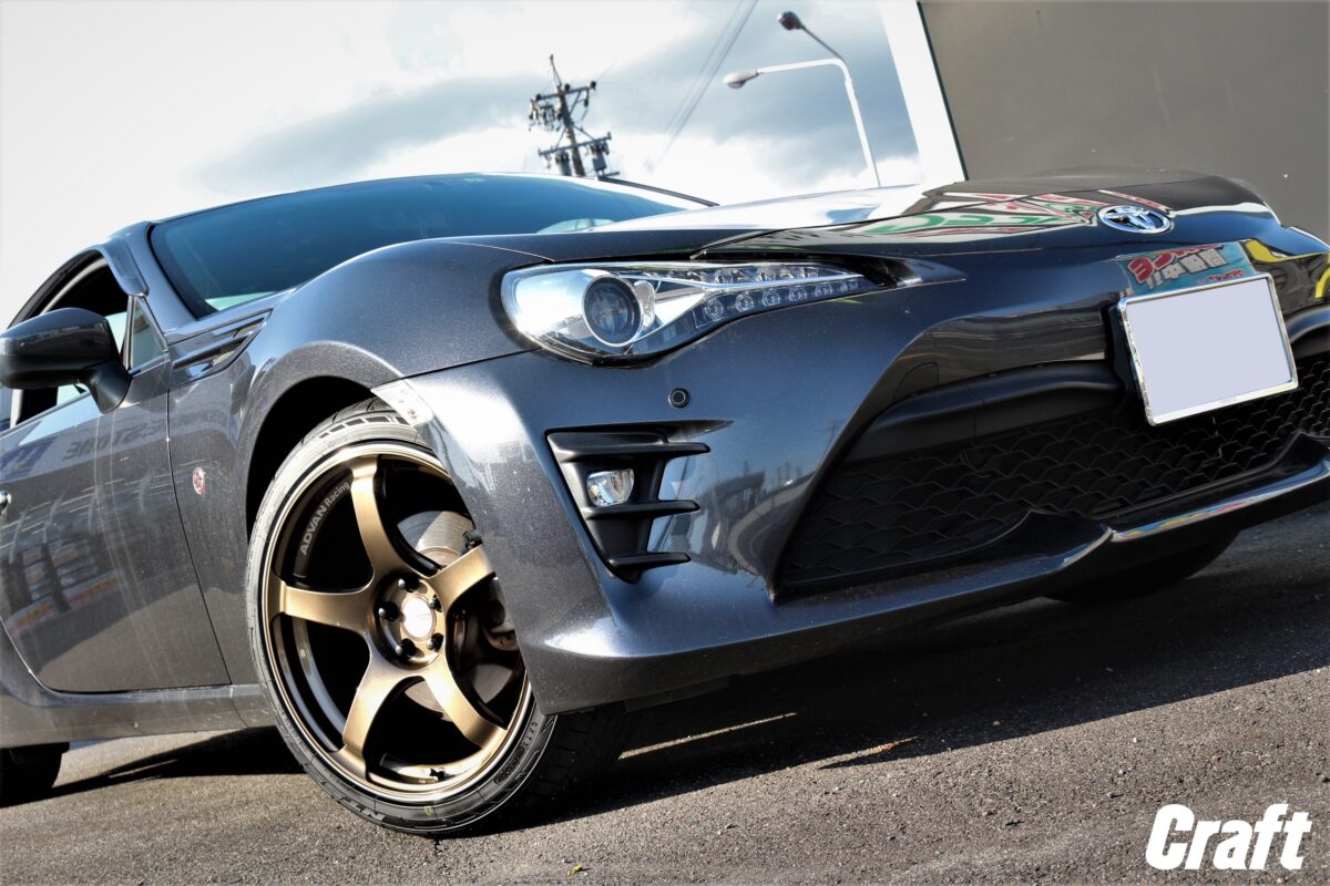 ZN6 86】アドバンTC-4をノーマル車高で18インチをツライチ装着