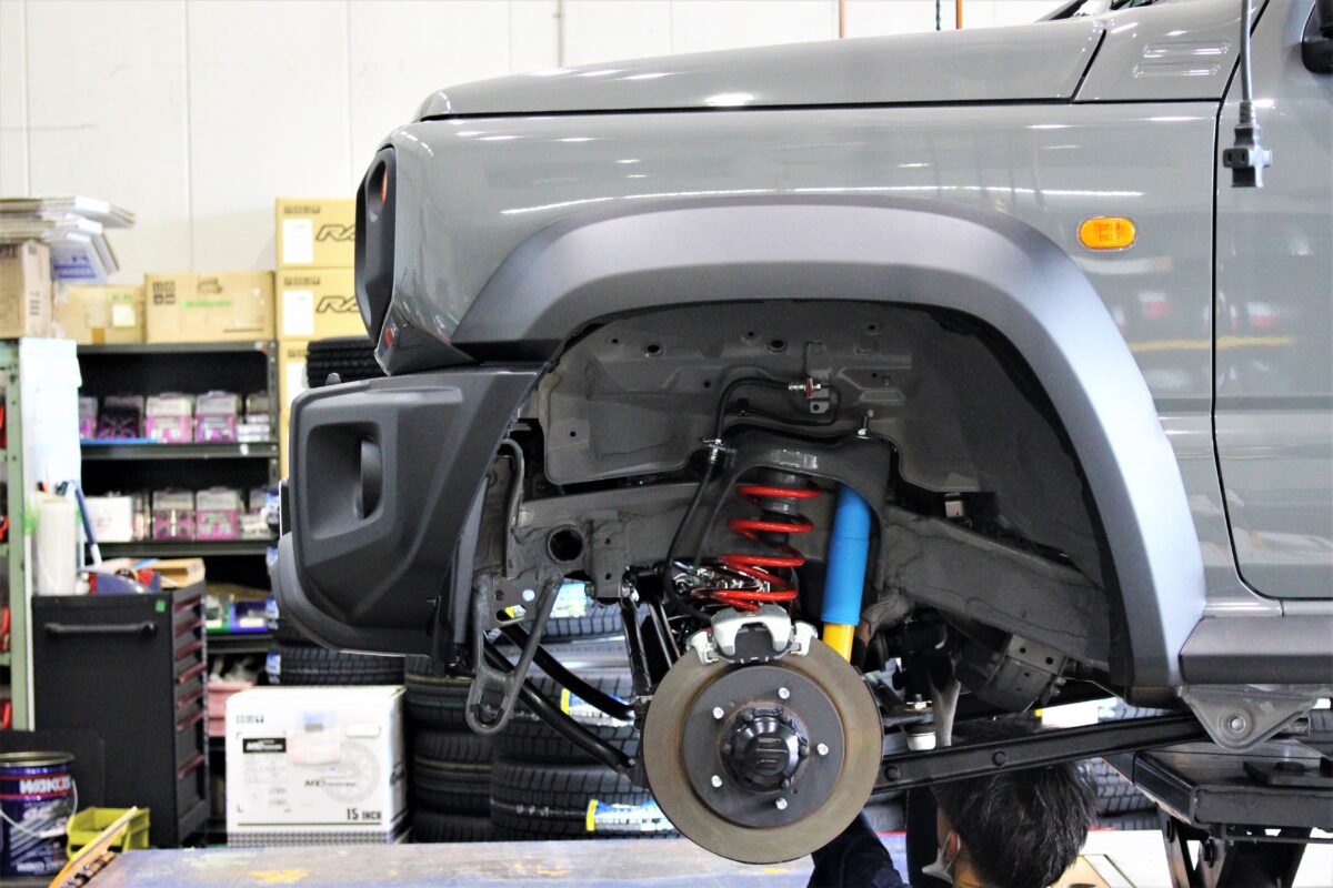 JB74 ジムニーシエラ x 津田レーシング DAMSEL ユーロサスペンション