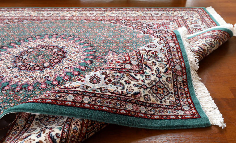 イラン産手織りペルシャ絨毯 緑 ウール＆シルク ／手織りラグの店