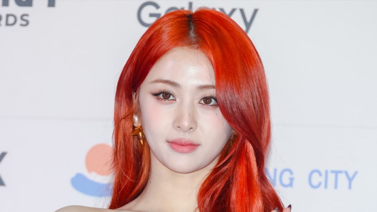 LE SSERAFIM ユンジン、幼少期が「面影ありすぎ」と話題！ 「美少女