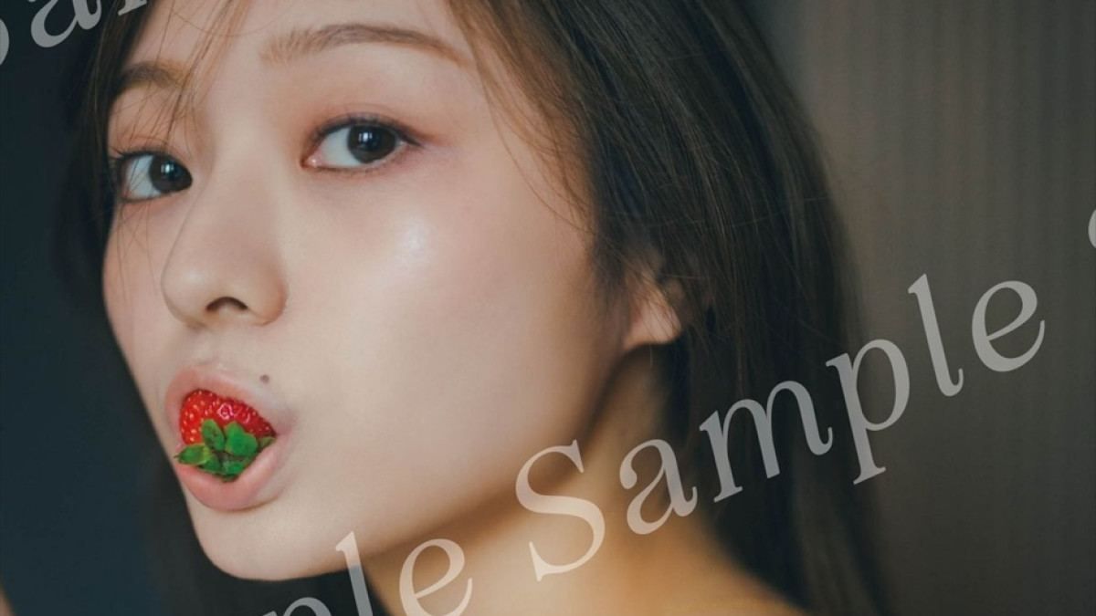 梅澤美波(写真集ポストカード)書店特典12種、封入特典全6種