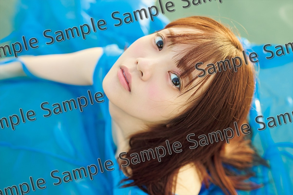 宮田愛萌 直筆サイン入り アクスタ&生写真2枚+生写真フルコンプ セット