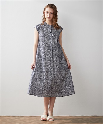 リバティープリントバンドカラーワンピース LE SOUK HOLIDAY｜クロス