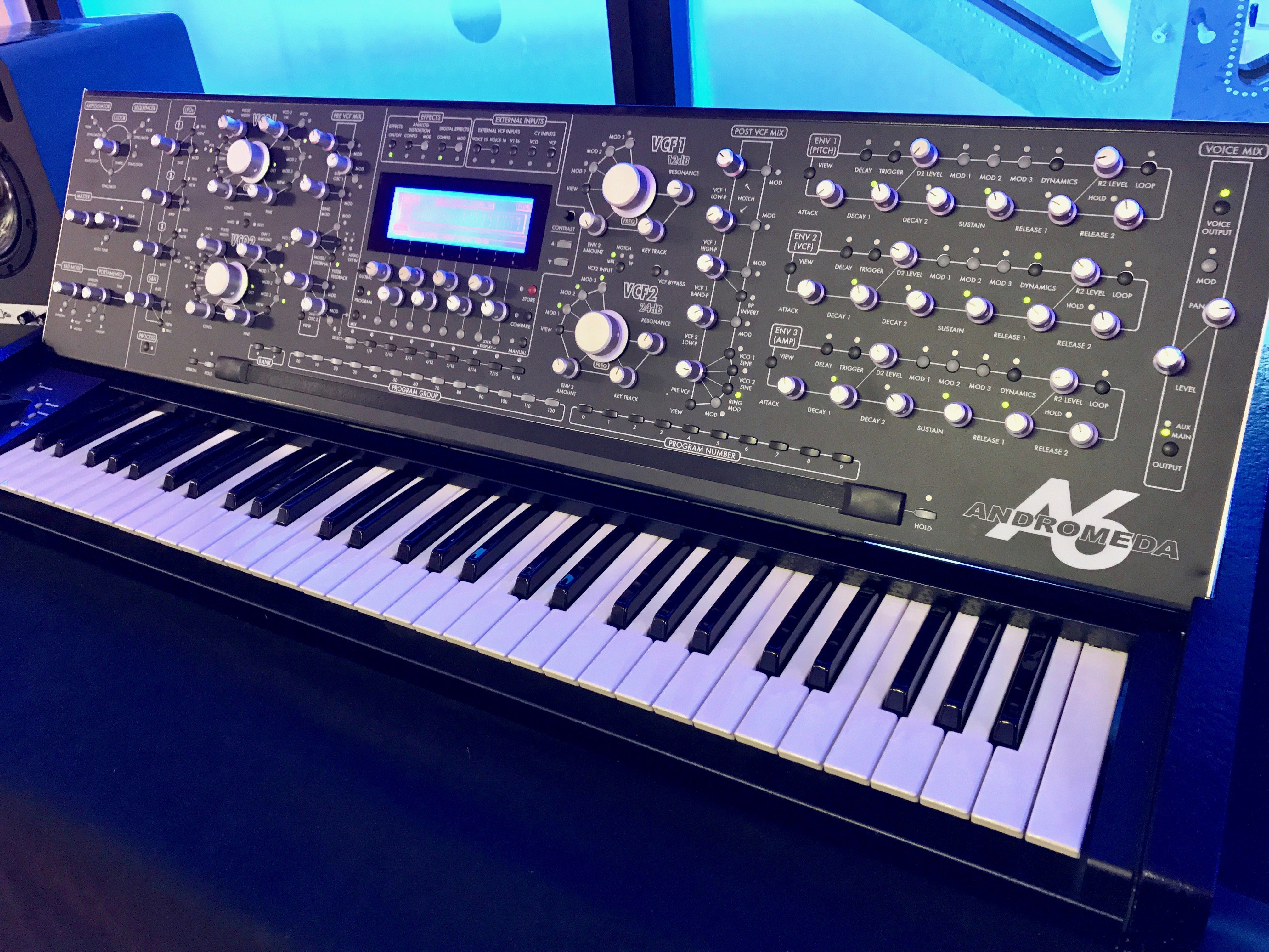 Vintage Analog: Alesis Andromeda A6 Synthesizer (2001) - AMAZONA.de