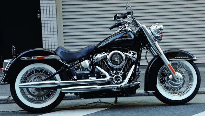 ブラス76スーパーブラス ソフテイルモデル用 - MOTOR STAGE | アンバー