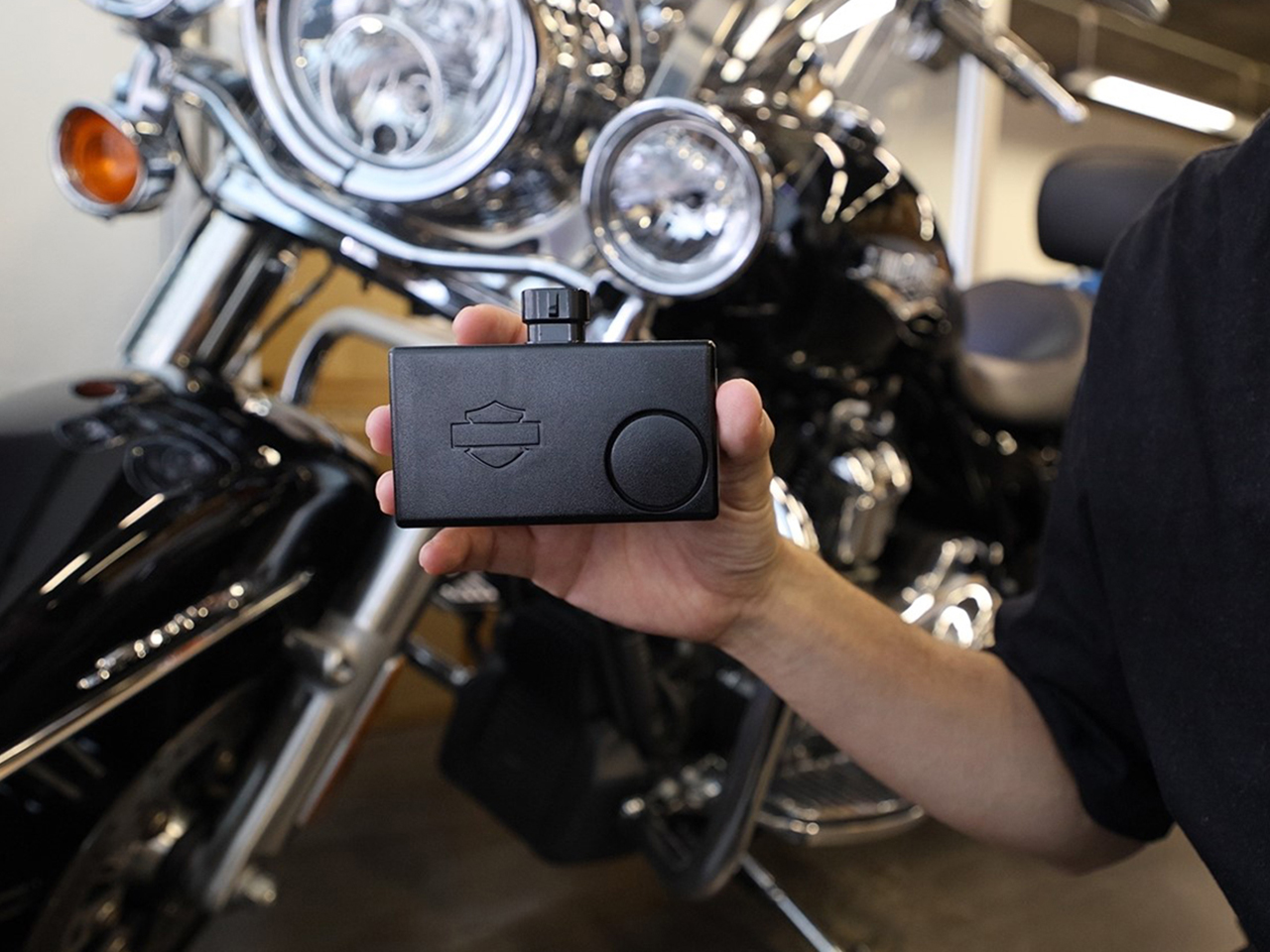 セキュリティサイレンキット」は差し込むだけのカンタン作業で防犯