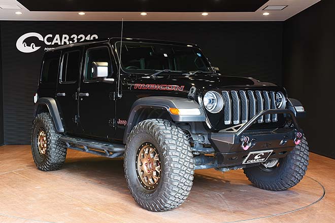 お手頃な先代のJK型から、現行のJL型まで揃える【CAR3219】