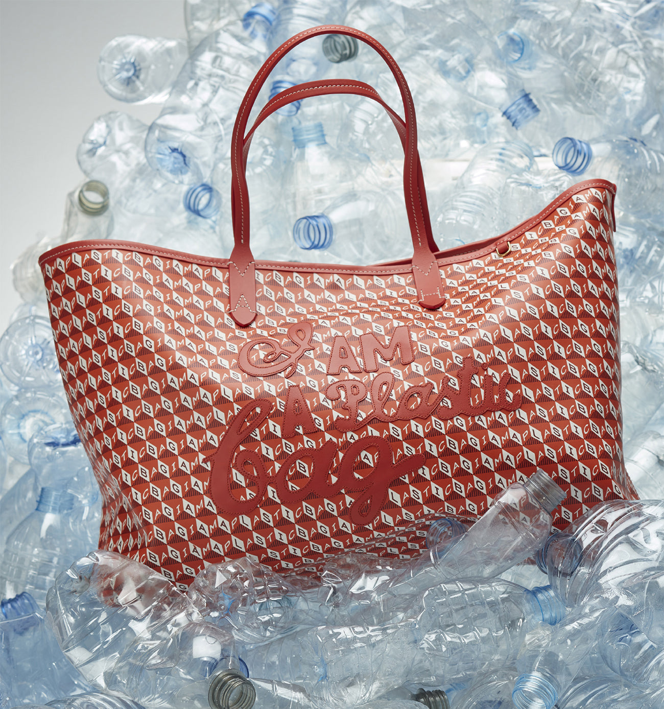 Universal Bag | Anya Hindmarch JP