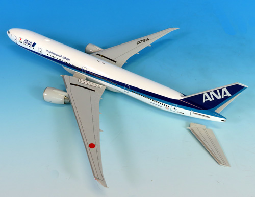 NH20167 1：200 BOEING 777-300ER JA795A スナップフィットモデル