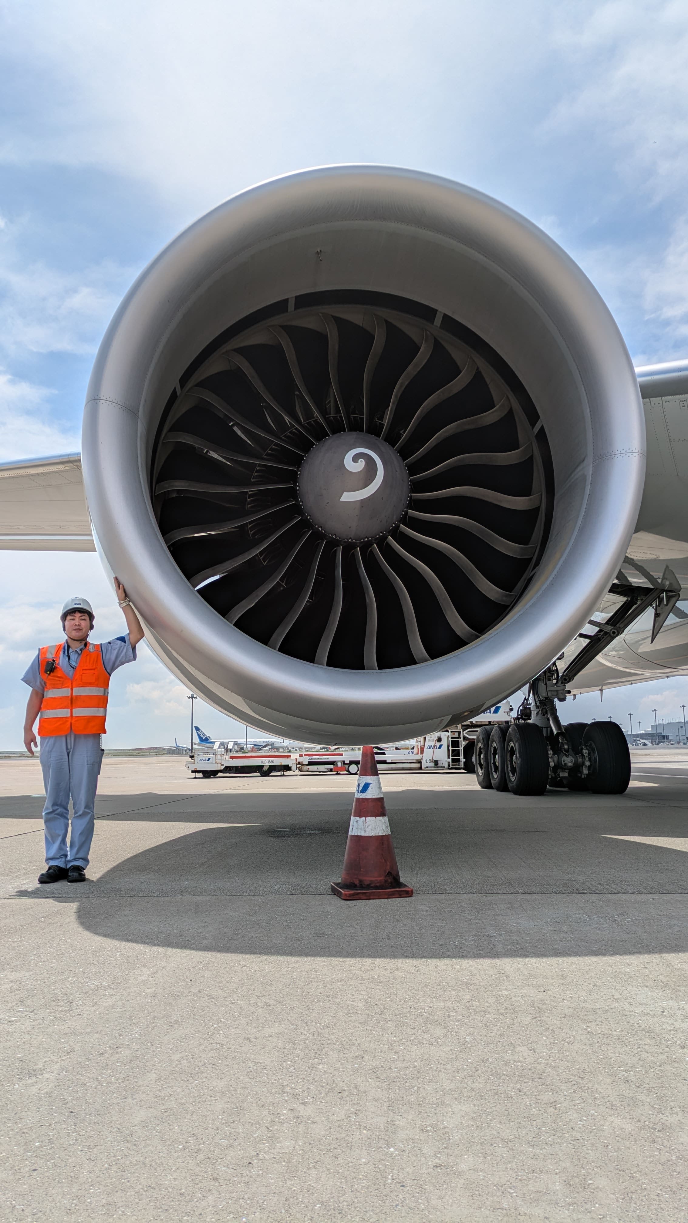 整備士が語るボーイング777～外観編～ 全てが大きなボーイング777