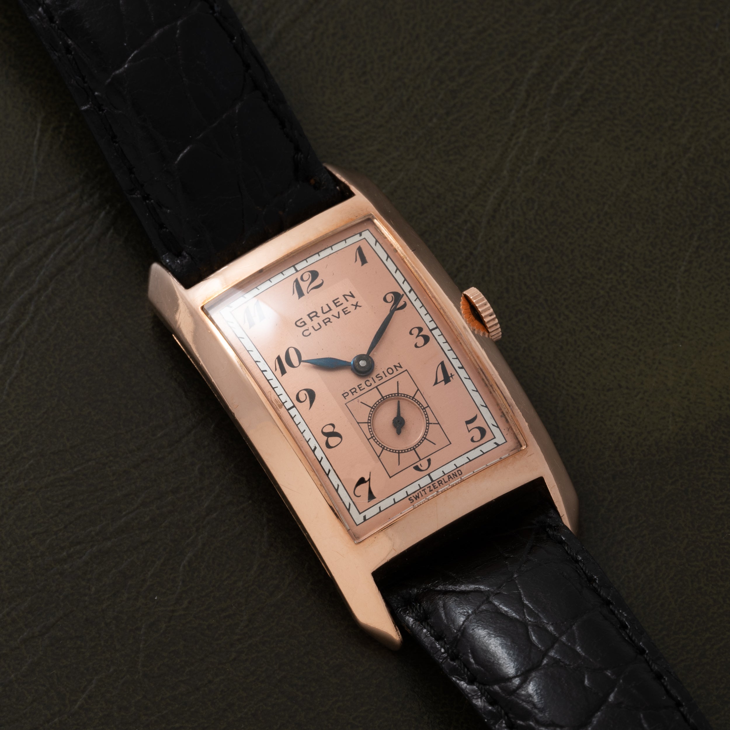 Gruen Curvex 'Crown/ Centennial