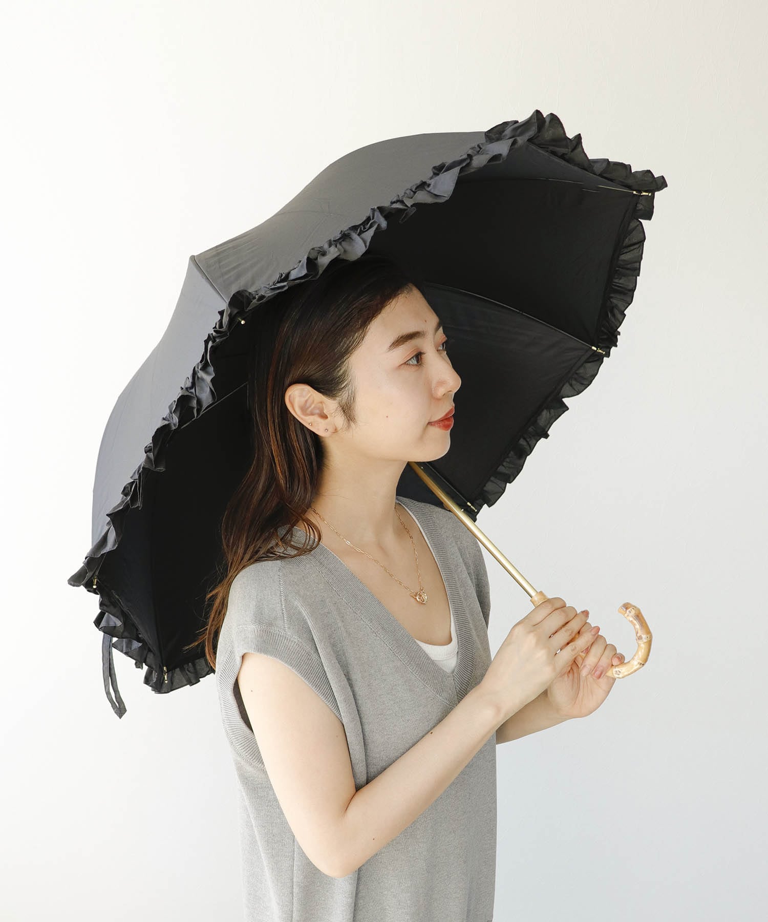 pink trick/ピンクトリック】フリル完全遮光長傘(晴雨兼用) | AND ON