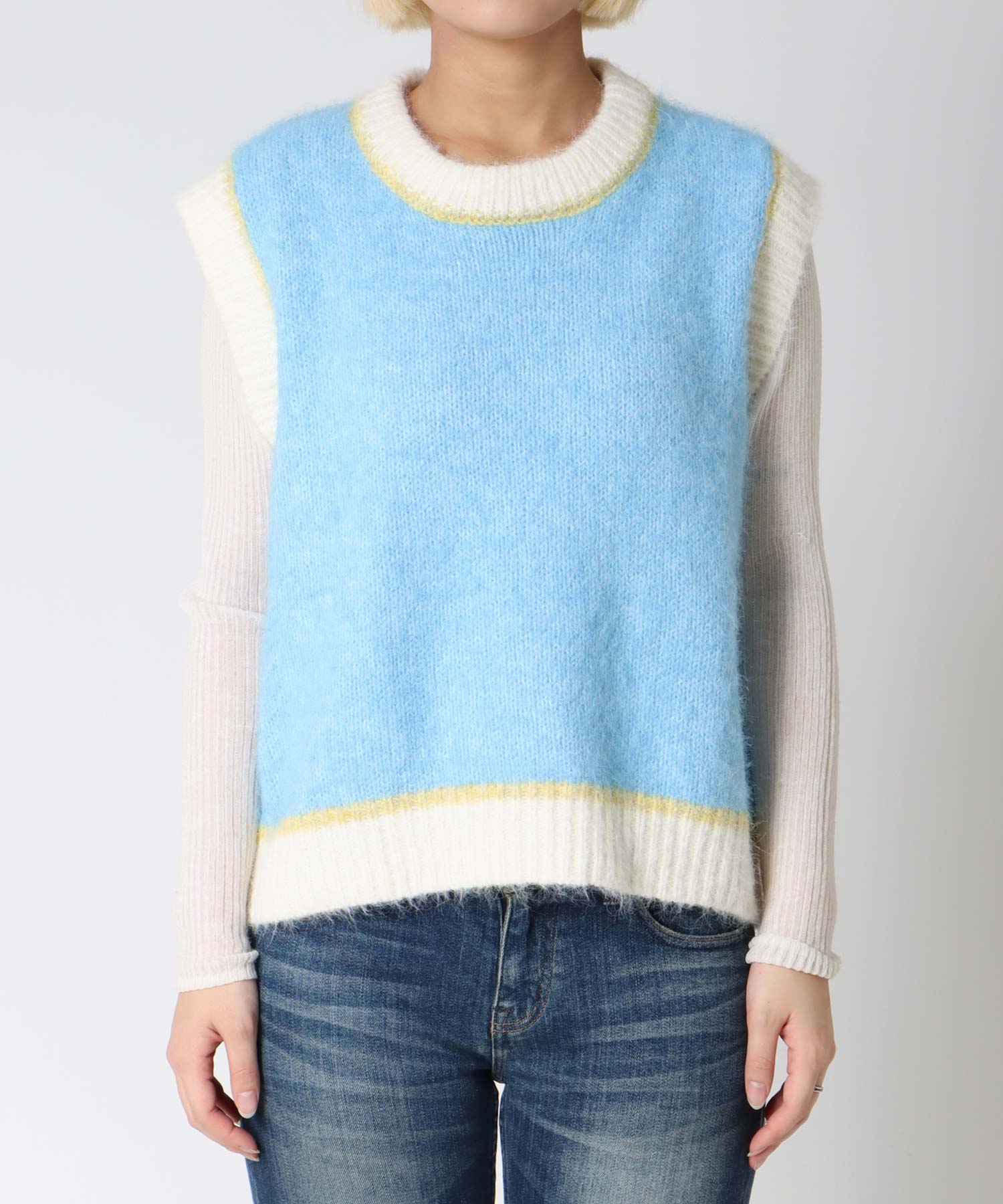 バイカラーニットベスト | AND ON JIONE STORE（アンドオン）ジオン