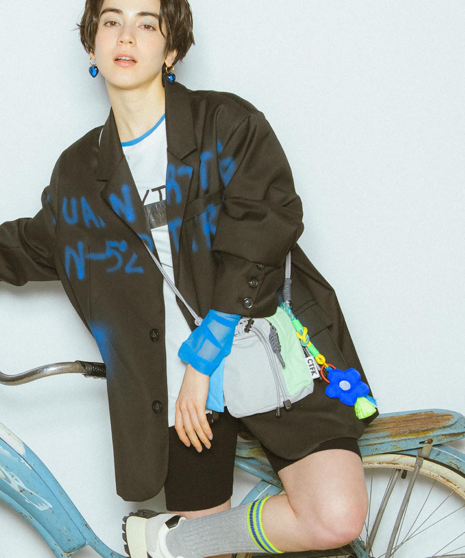 クッションフラワーBAGチャーム | AND ON JIONE STORE（アンドオン