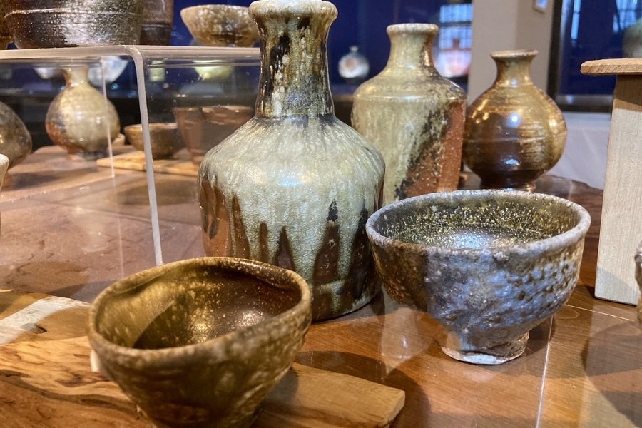 世界一の登窯で作られる焼き物【津軽烏城焼】｜*and trip. たびびと