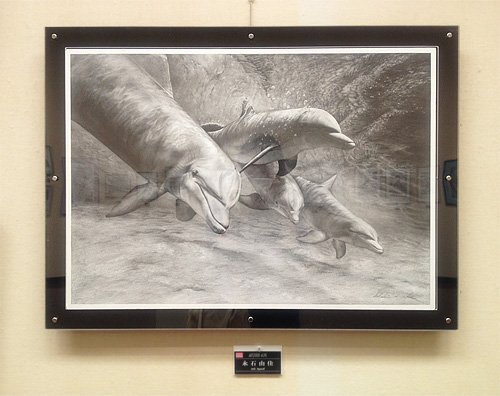 鉛筆画作品の額装｜お客様活用事例 10117918｜アクリ屋ドットコム