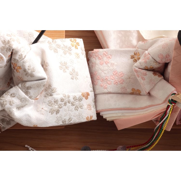 久月 親王ケース飾り「桃小町 彩葉」 | 【公式】イオン九州オンライン